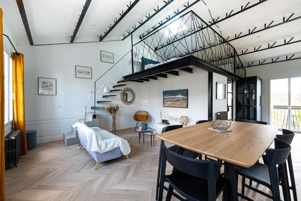 Superbe Appartement Facon Loft A 2 Pas Du Centre ! 라로셸 외부 사진